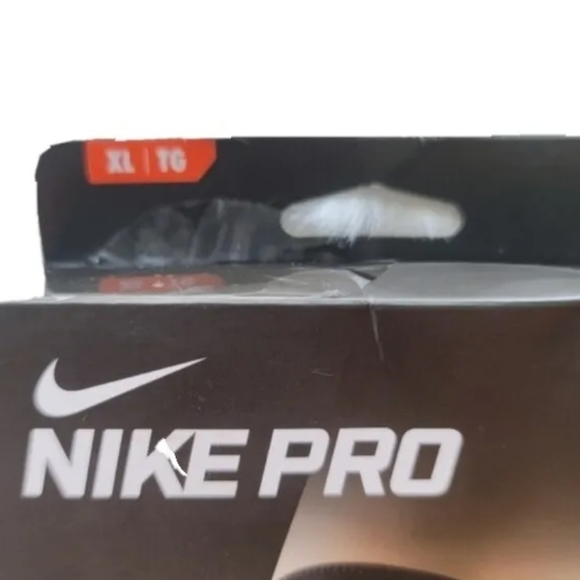 ❌SOLD❌️☄️NIKE Pro Closed Patella Knee Sleeve 2.0 Adult Size XL Black Compression - Picture 3 of 5